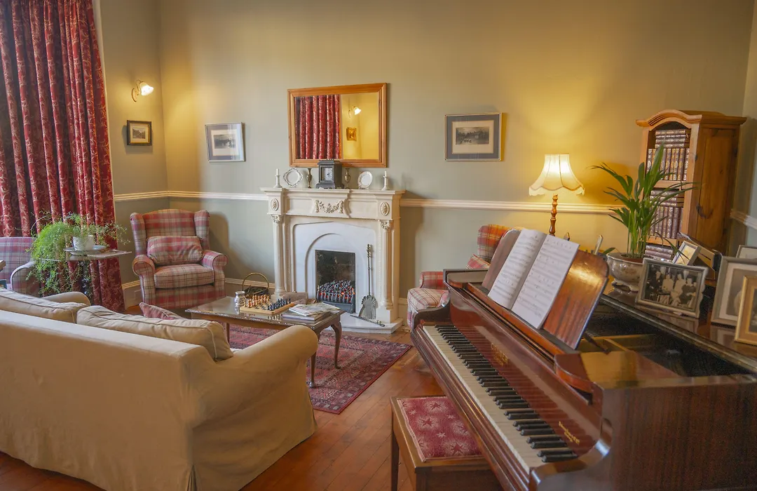 Lochinver Guesthouse-1